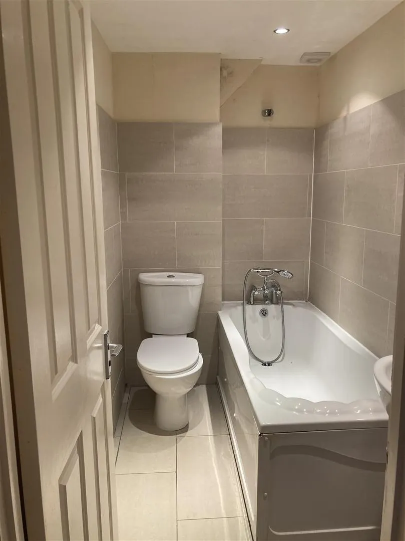 Pegwell Road, Ramsgate, Kent CT11 0JD, photo 6