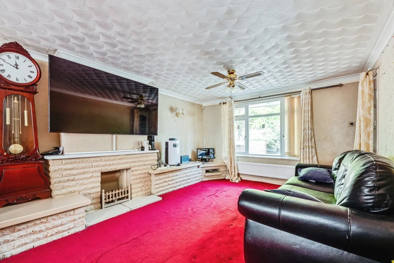 Corsham Road, SWINDON, Wiltshire, SN2, photo 6