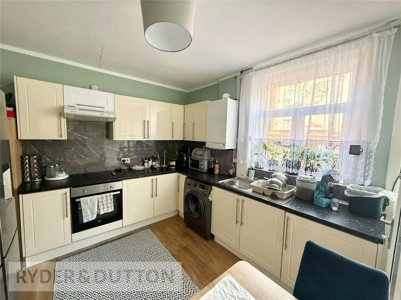 Hathershaw Lane, Oldham, OL8, photo 5