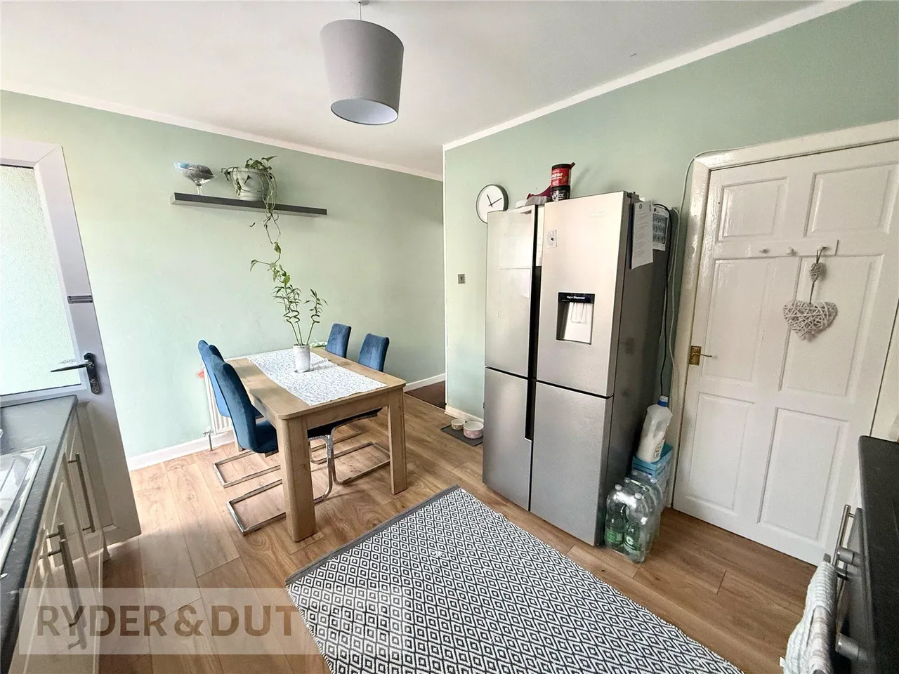Hathershaw Lane, Oldham, OL8, photo 6