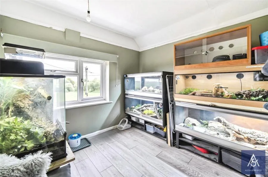 Biddlesden Road, Westbury, NN13, photo 13