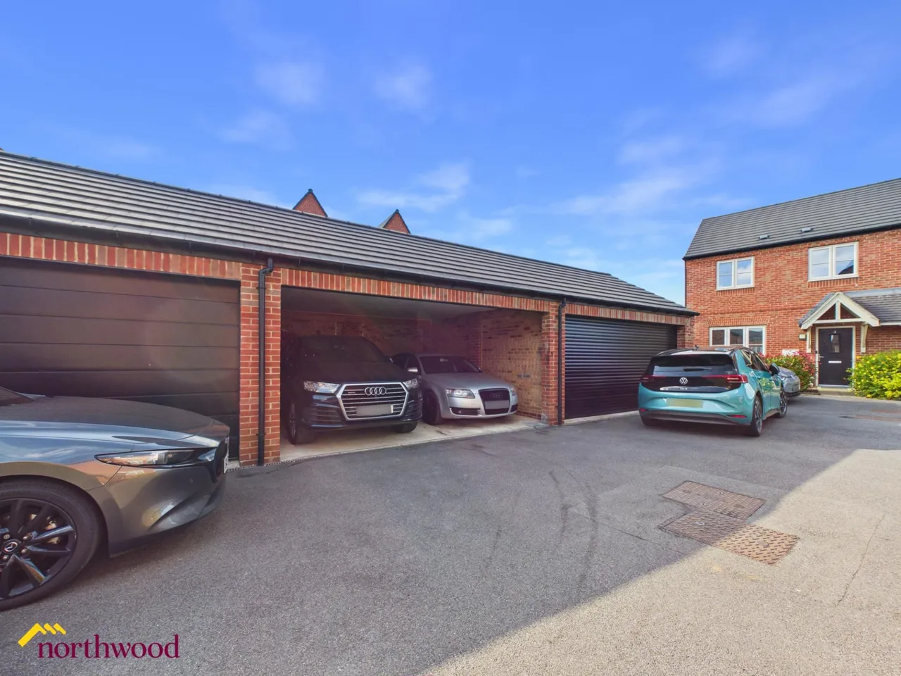 Bennett Drive, Banbury, OX16, photo 2