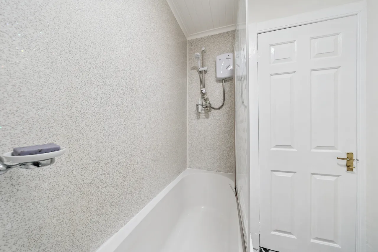 Invergare House Cottage Glenarn Roa, Rhu, G84, photo 16