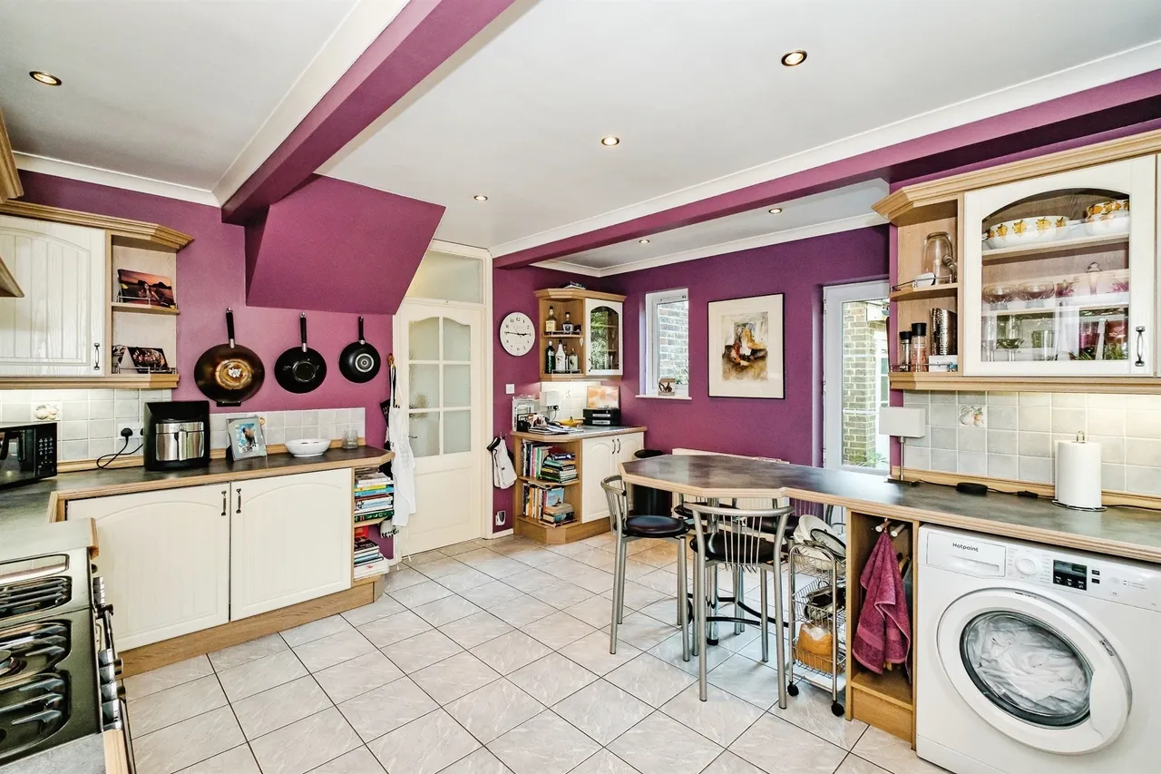 Offington Avenue, Worthing, photo 5