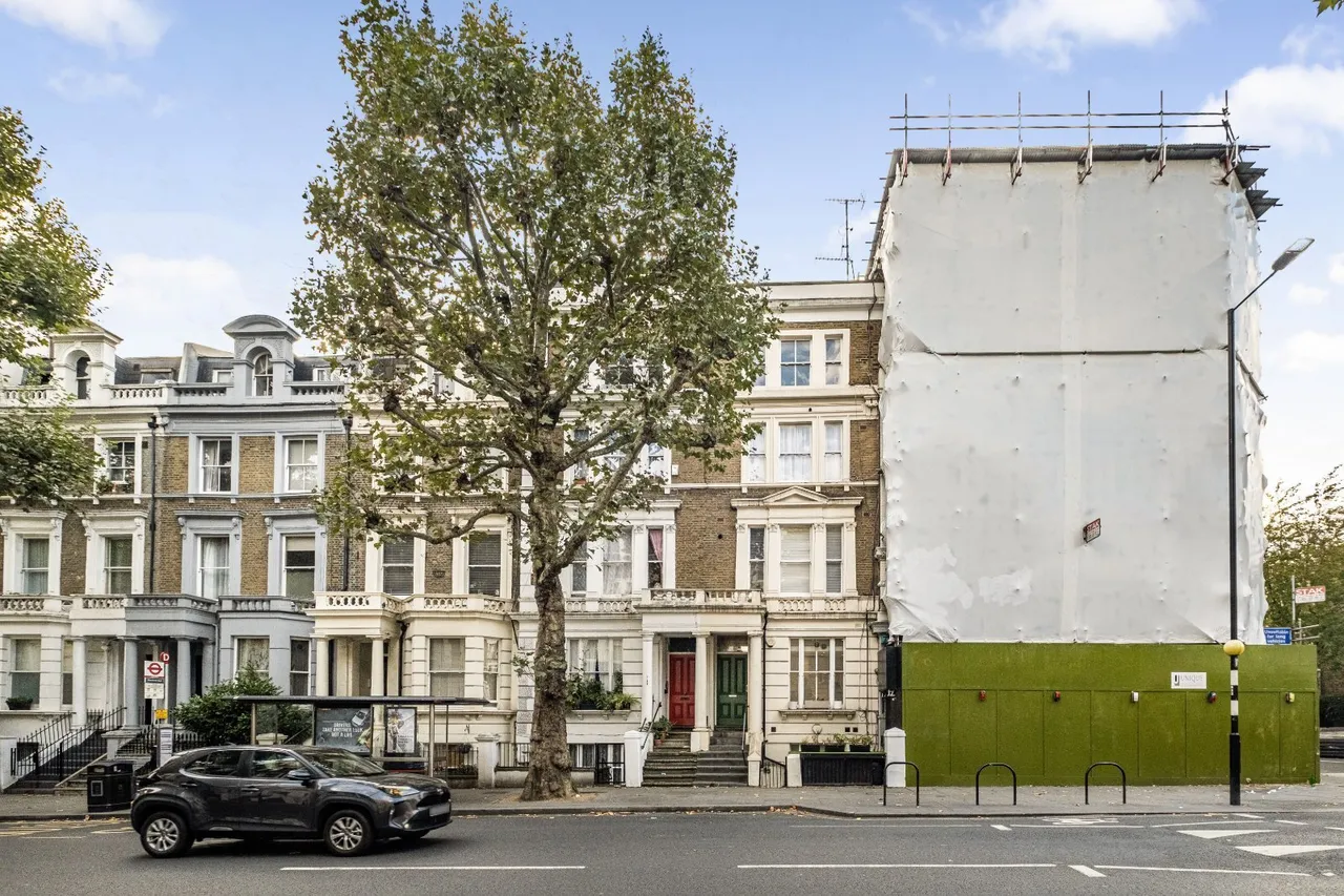 Ladbroke Grove, London, W10, photo 6