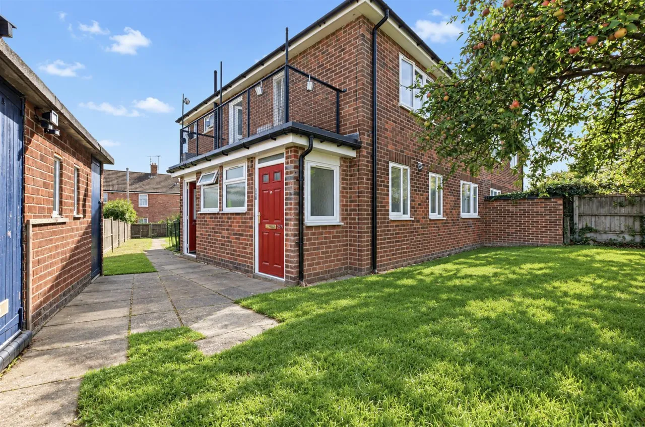 2 bed flat for sale, Hillfield Road, Stapleford, NG9