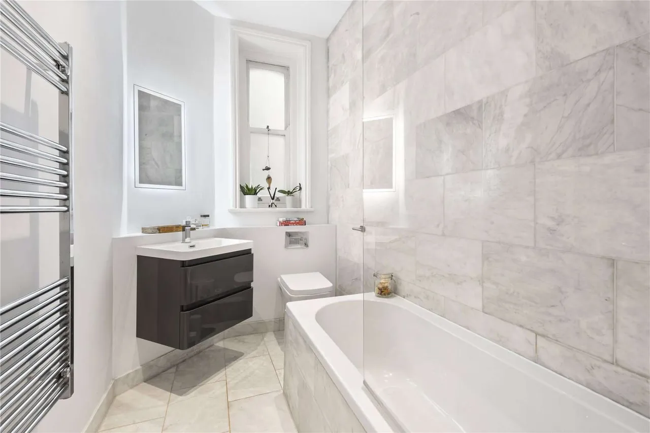 Prince of Wales Drive, London, SW11 4BJ, photo 8