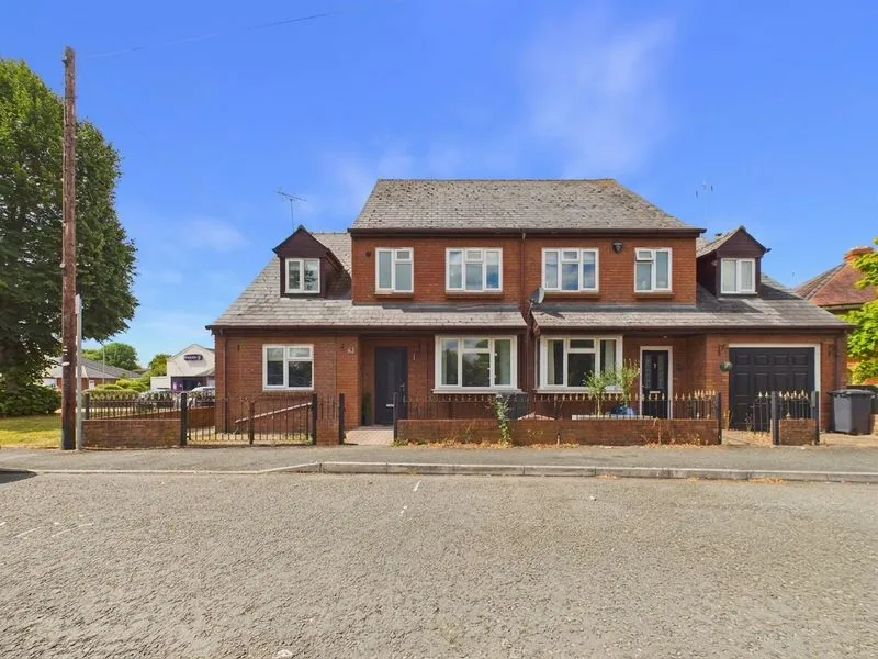 Tewkesbury Road, Longford, GL2, photo 12