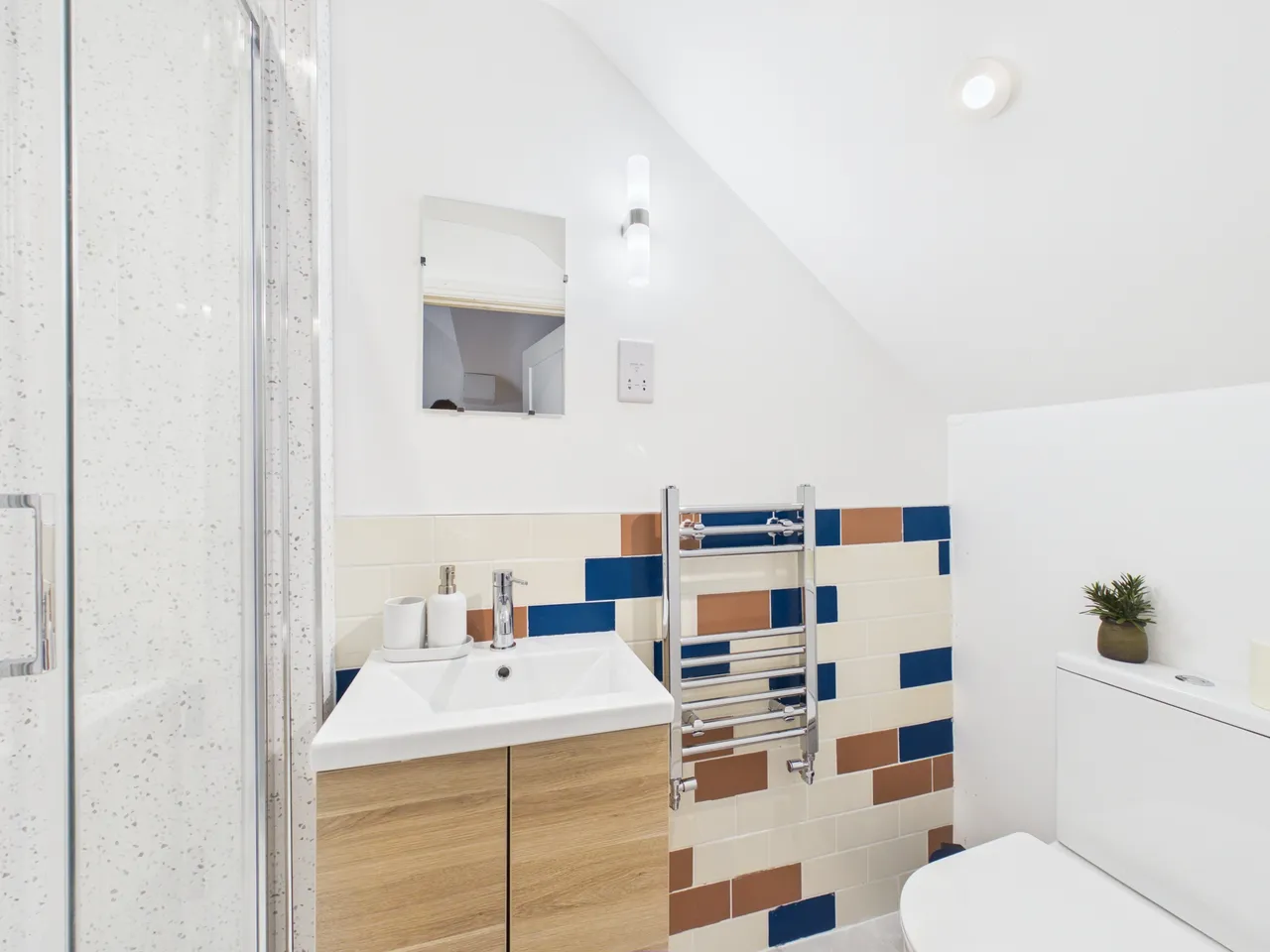 Tewkesbury Road, Longford, GL2, photo 4