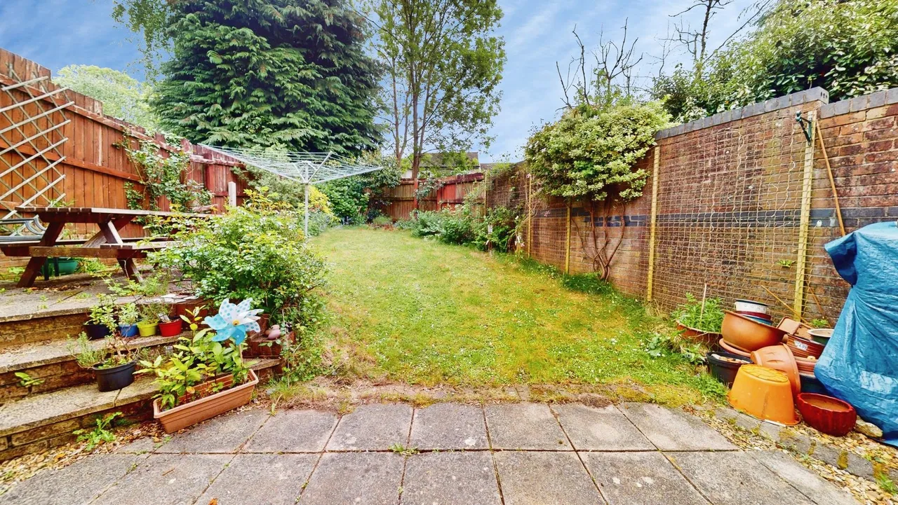 Maes Y Draenog, Cardiff, CF15, photo 14