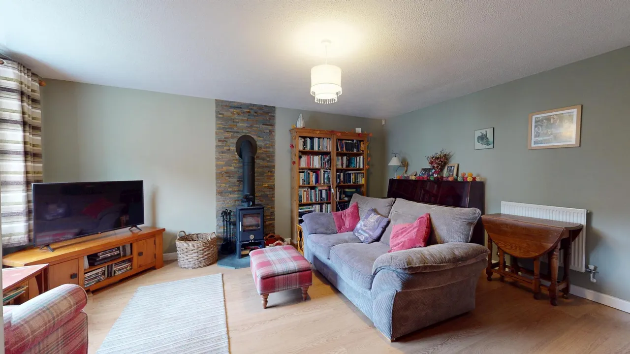 Maes Y Draenog, Cardiff, CF15, photo 4