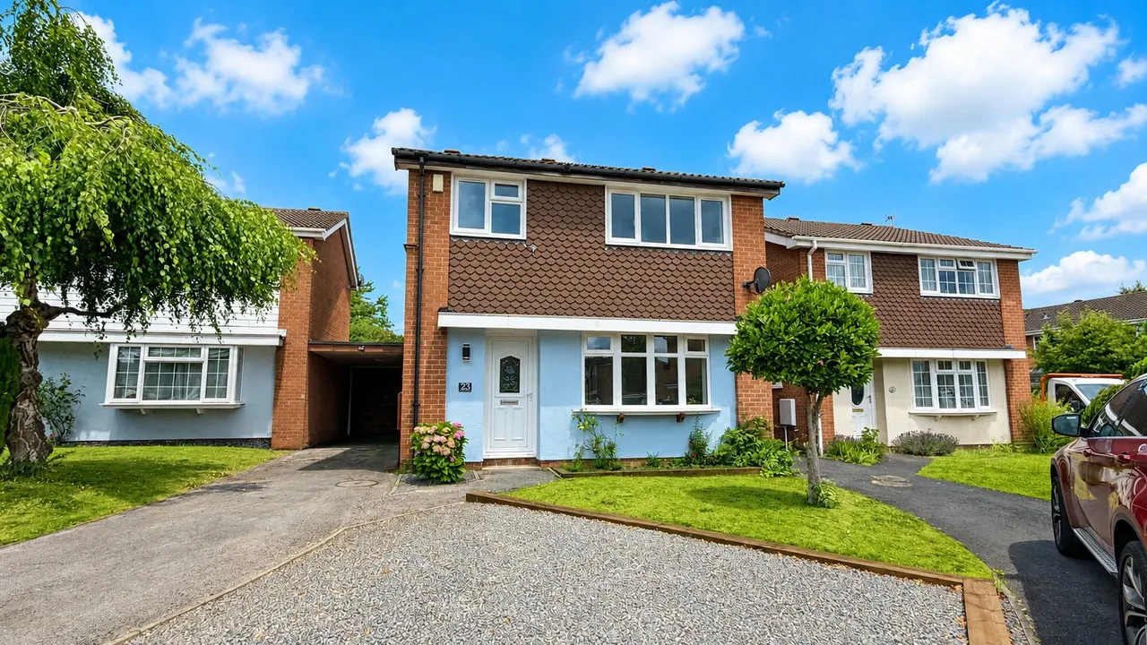 4 bed house for sale, Clowbridge Drive, Loughborough, LE11
