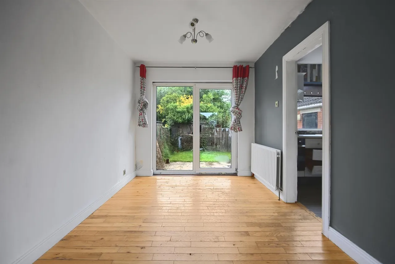 Dermott Gardens, Comber, BT23, photo 5
