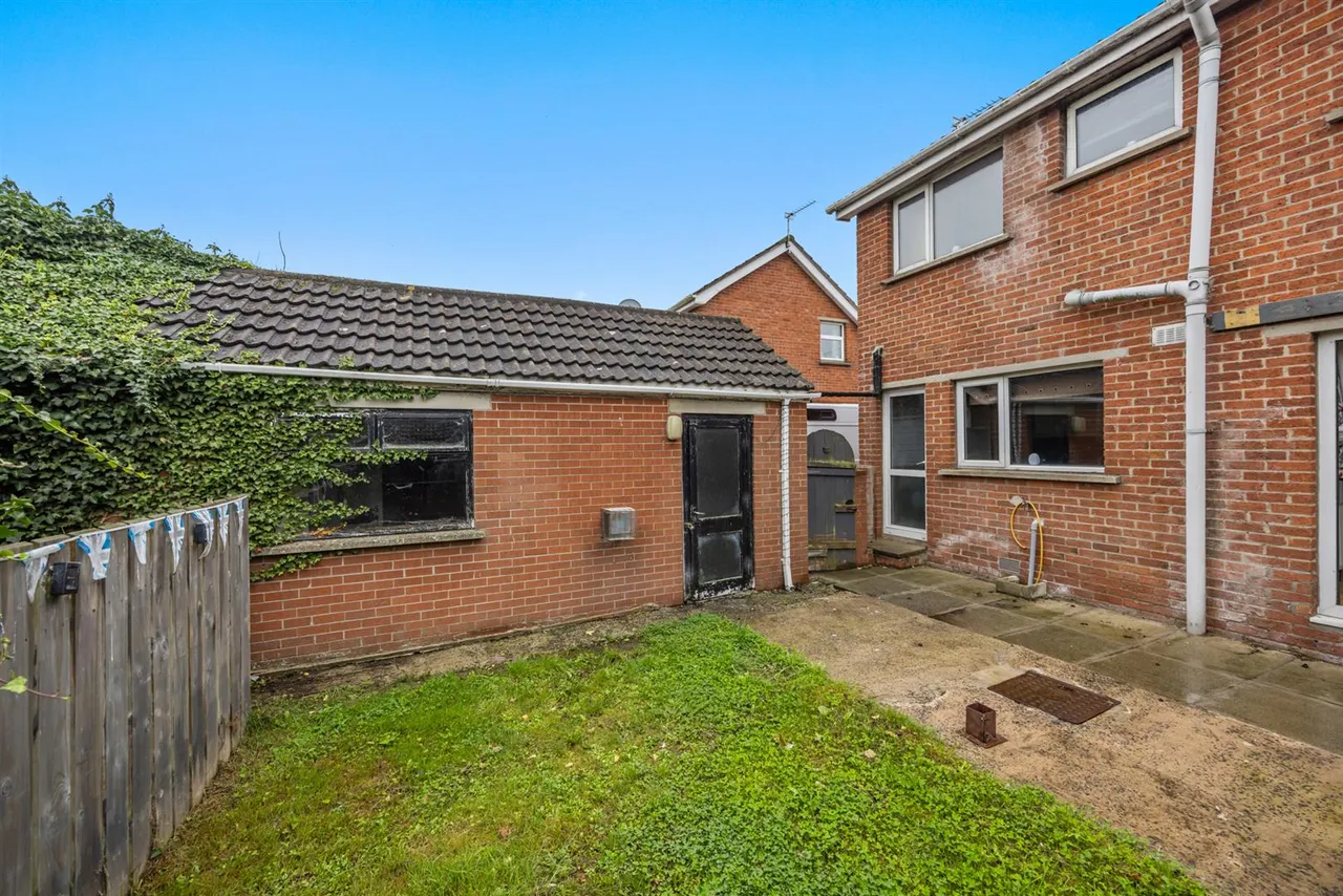 Dermott Gardens, Comber, BT23, photo 16