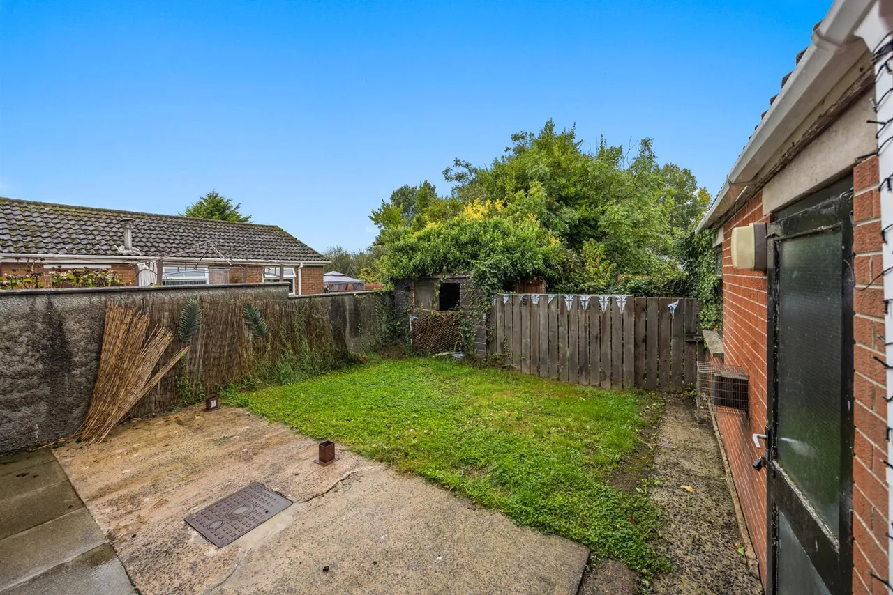 Dermott Gardens, Comber, BT23, photo 17