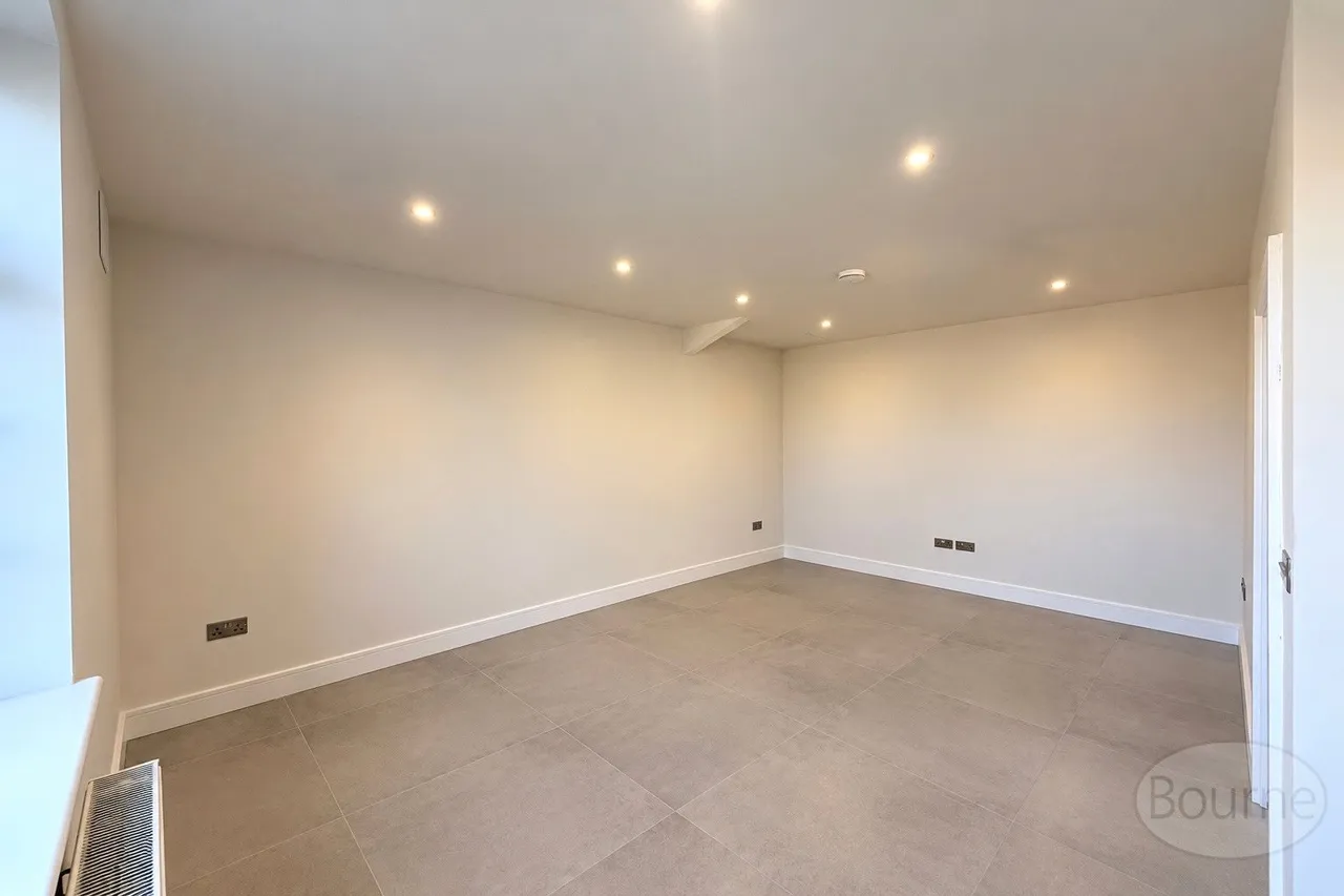 Anyards Road, Cobham, KT11, photo 2
