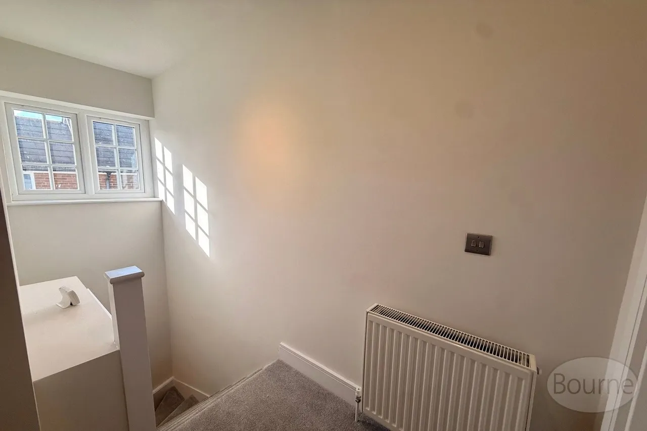 Anyards Road, Cobham, KT11, photo 8