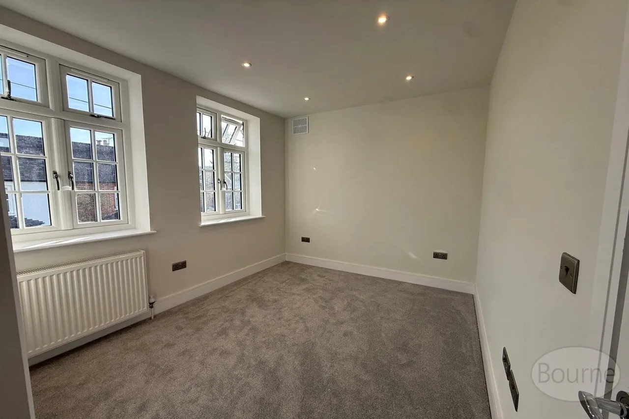 Anyards Road, Cobham, KT11, photo 6
