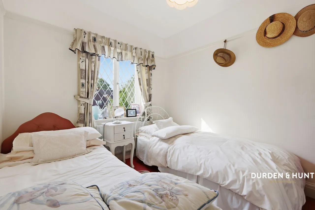Spareleaze Hill, Loughton, IG10, photo 17