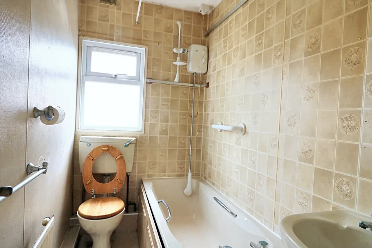 Lodgefield Park, Stafford, photo 11
