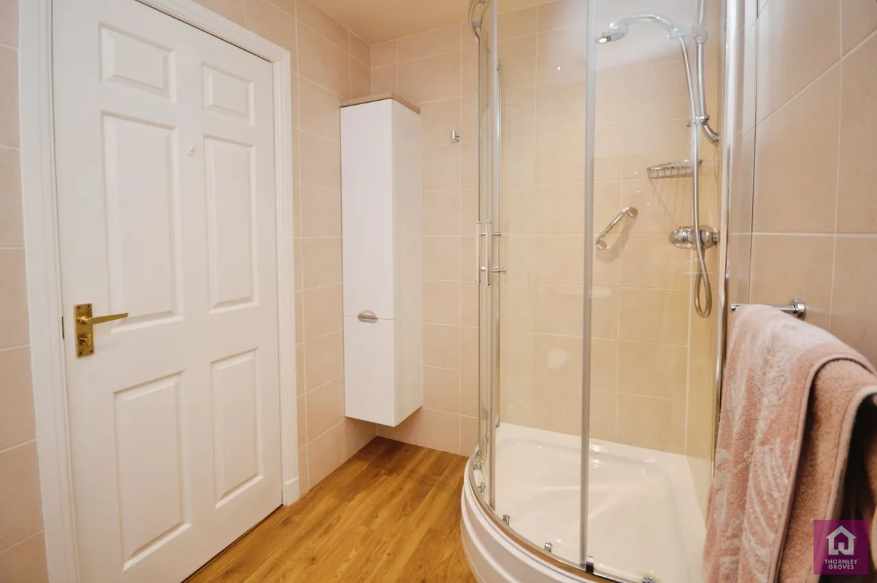 Charlton Avenue, Prestwich, M25, photo 9