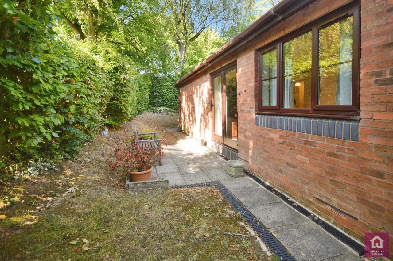 Charlton Avenue, Prestwich, M25, photo 12