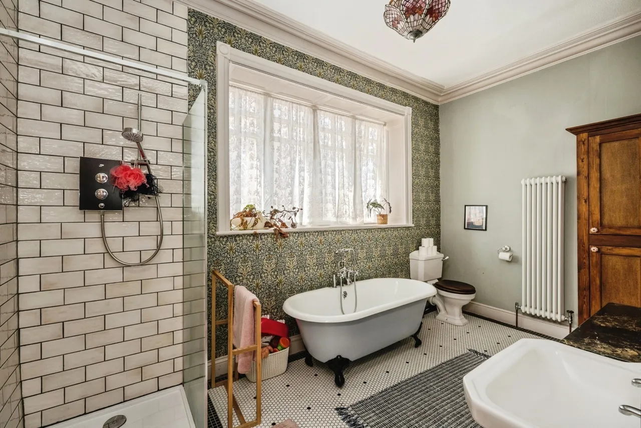 Uplands Crescent, Uplands, SA2, photo 17