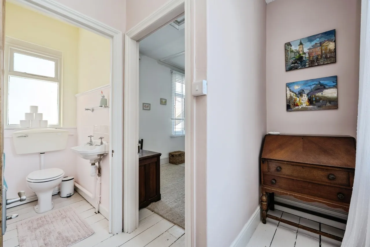 Uplands Crescent, Uplands, SA2, photo 16