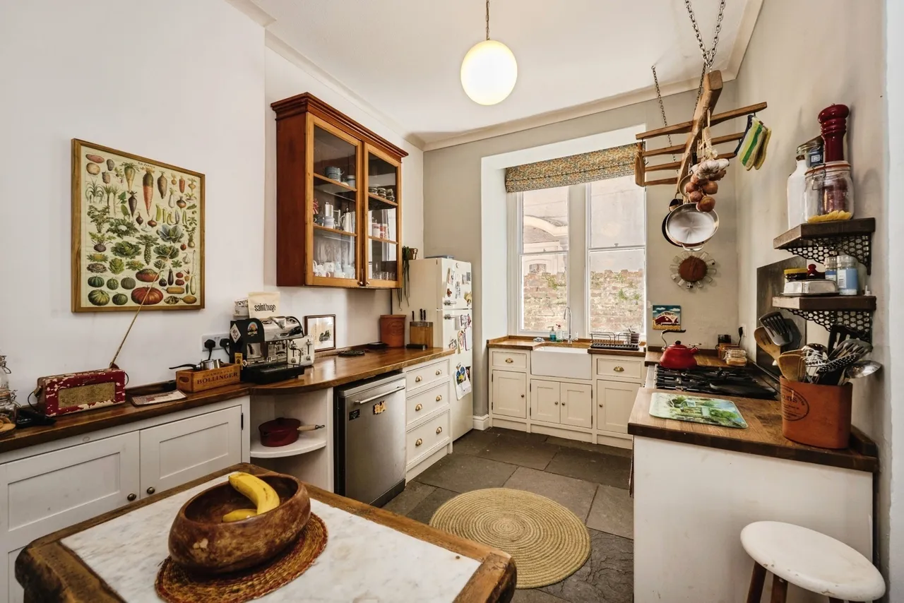 Uplands Crescent, Uplands, SA2, photo 8