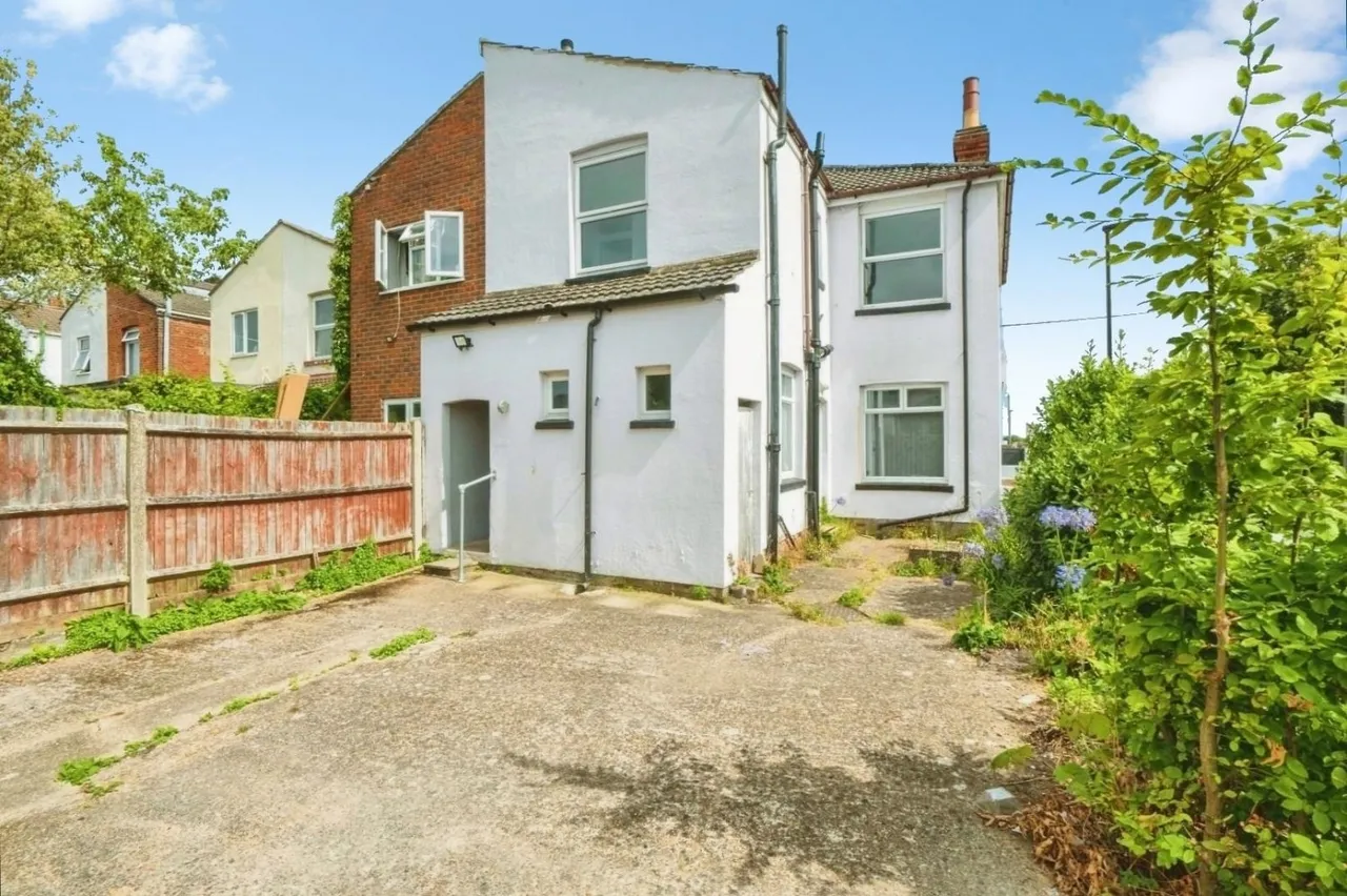 2 bed flat for sale — Ludlow Road, Southampton