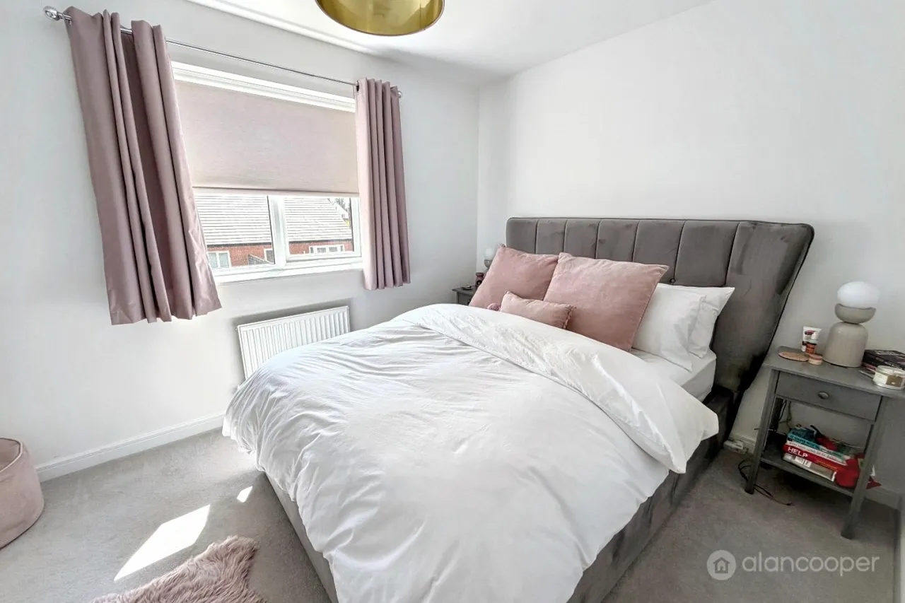 St. Oggs Way, Royal Park, CV11, photo 8