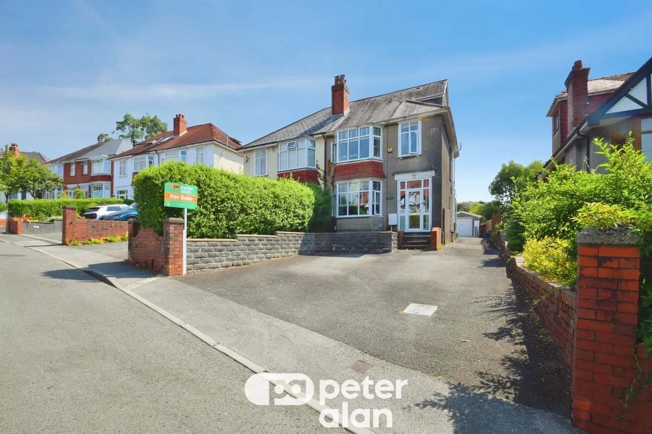 4 bed house for sale, Llwyn Arosfa Swansea, SA2