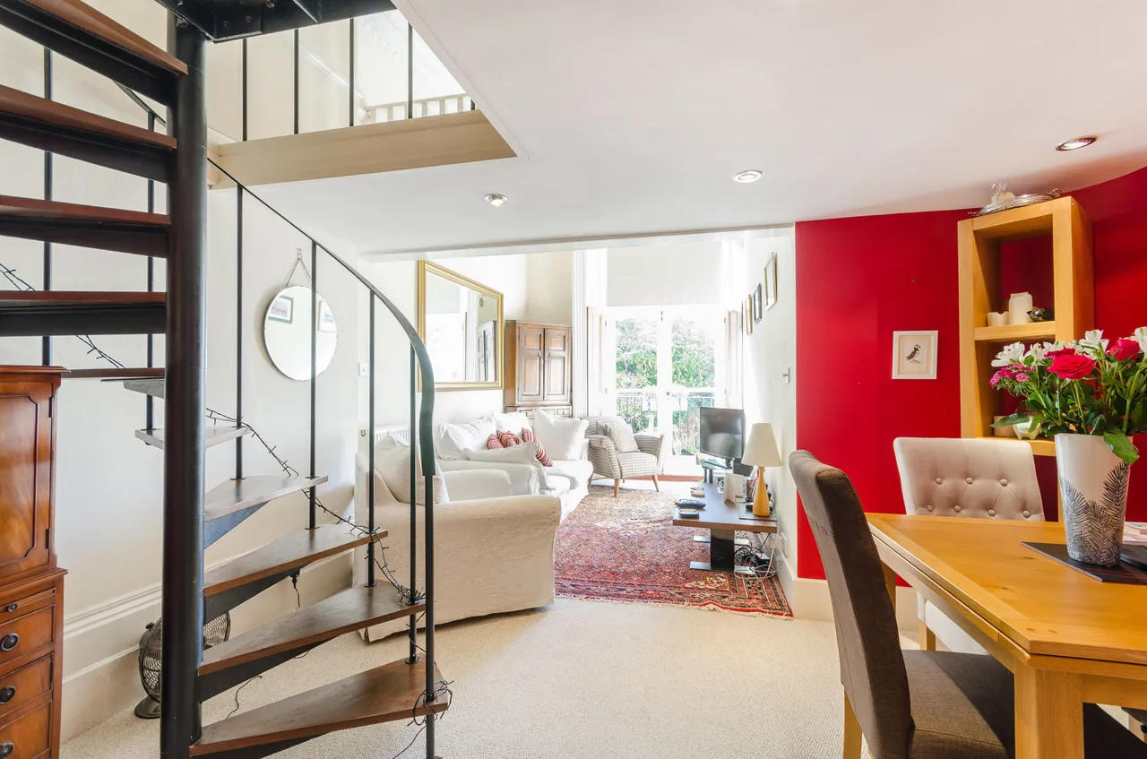 2 Camden House, 48 Wolsey Road, East Molesey, photo 6