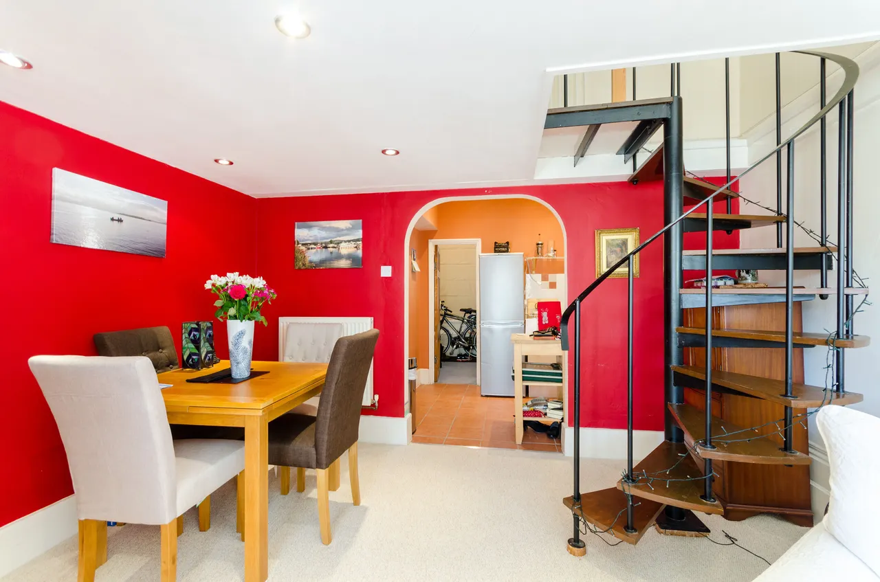 2 Camden House, 48 Wolsey Road, East Molesey, photo 9