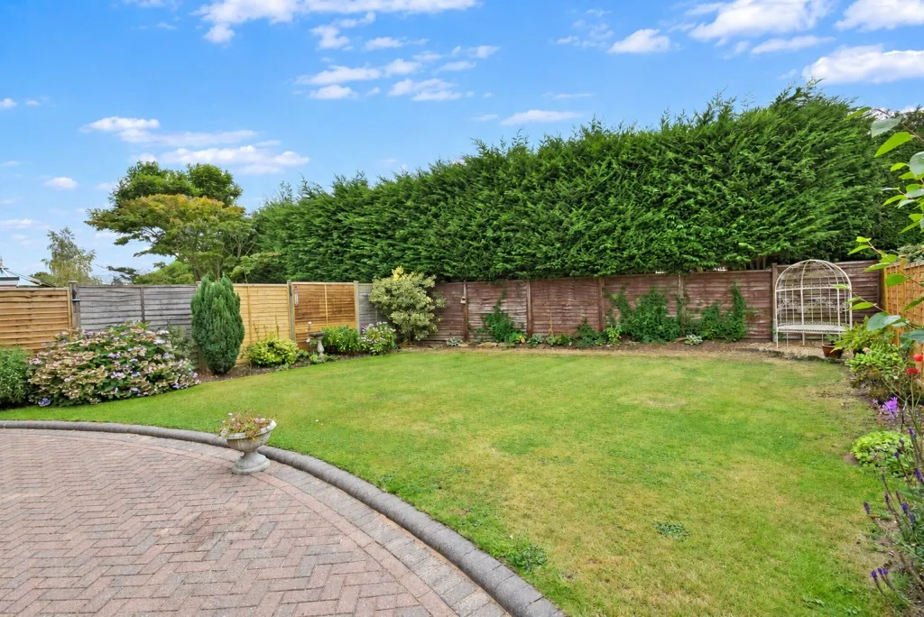 Whittle Close, Rugby, photo 17