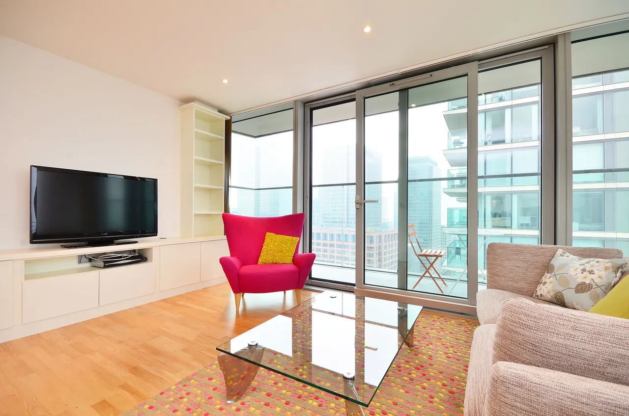 Flat 2706 Landmark West Tower, 22 Marsh Wall, London, photo 6