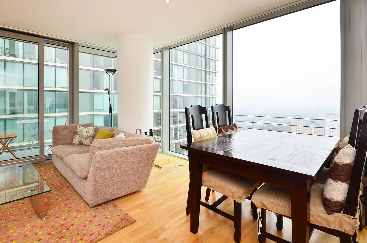 Flat 2706 Landmark West Tower, 22 Marsh Wall, London, photo 8