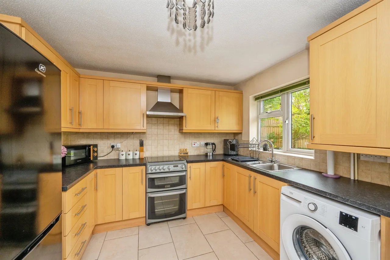 Netherbridge Avenue, Lichfield, WS14, photo 16