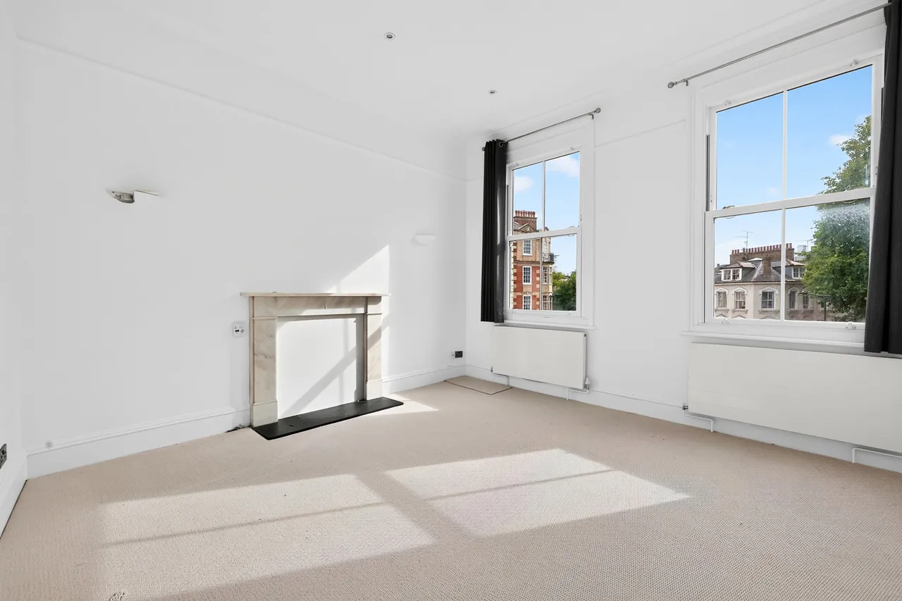 2 bed flat to rent — Earls Court Road, London, SW5