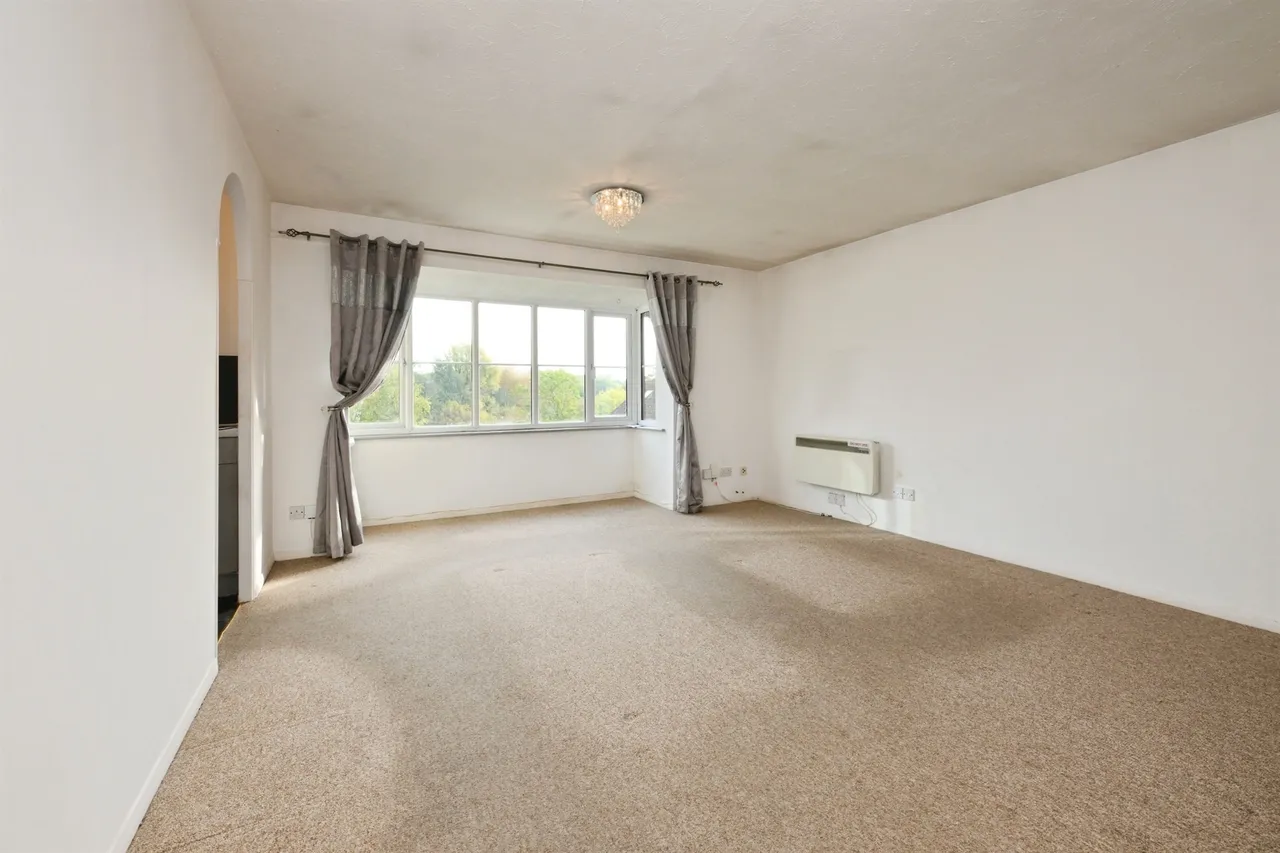 River Meads, Stanstead Abbotts, SG12, photo 2