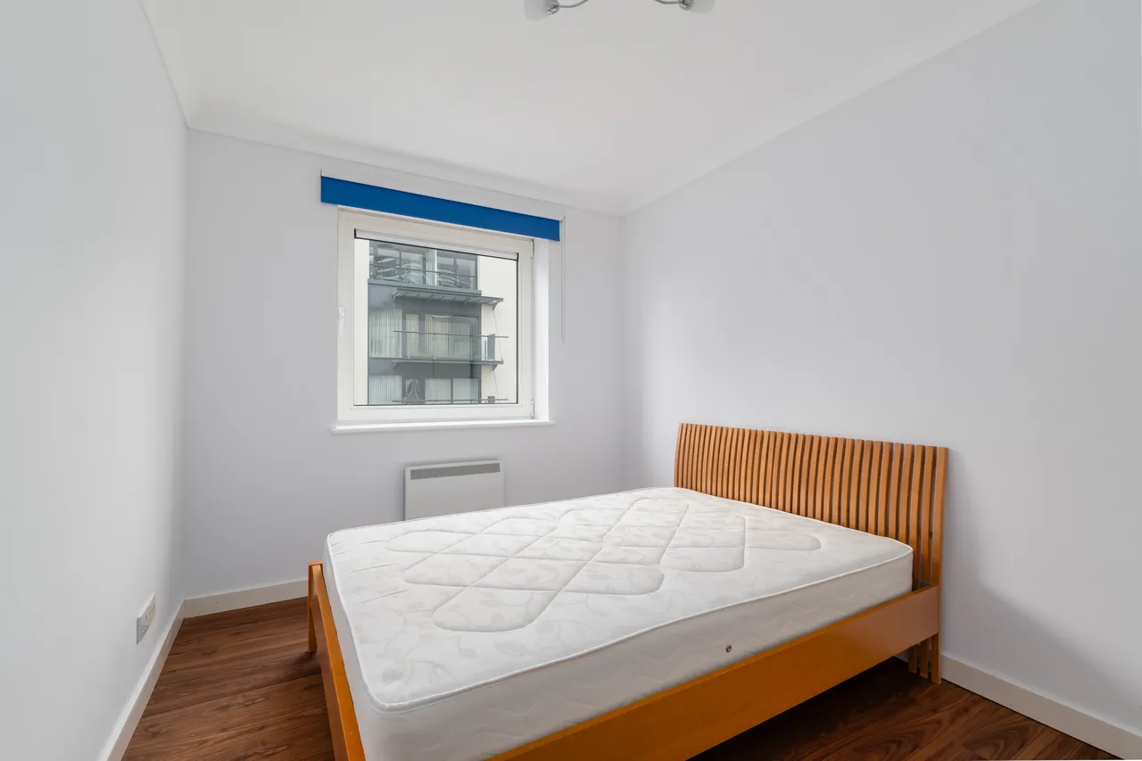 Boardwalk Place, London, E14, photo 8