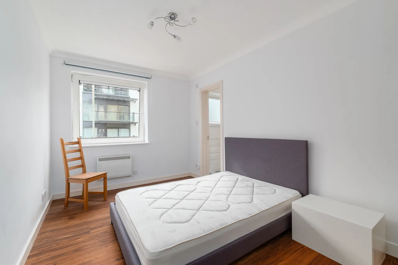 Boardwalk Place, London, E14, photo 11