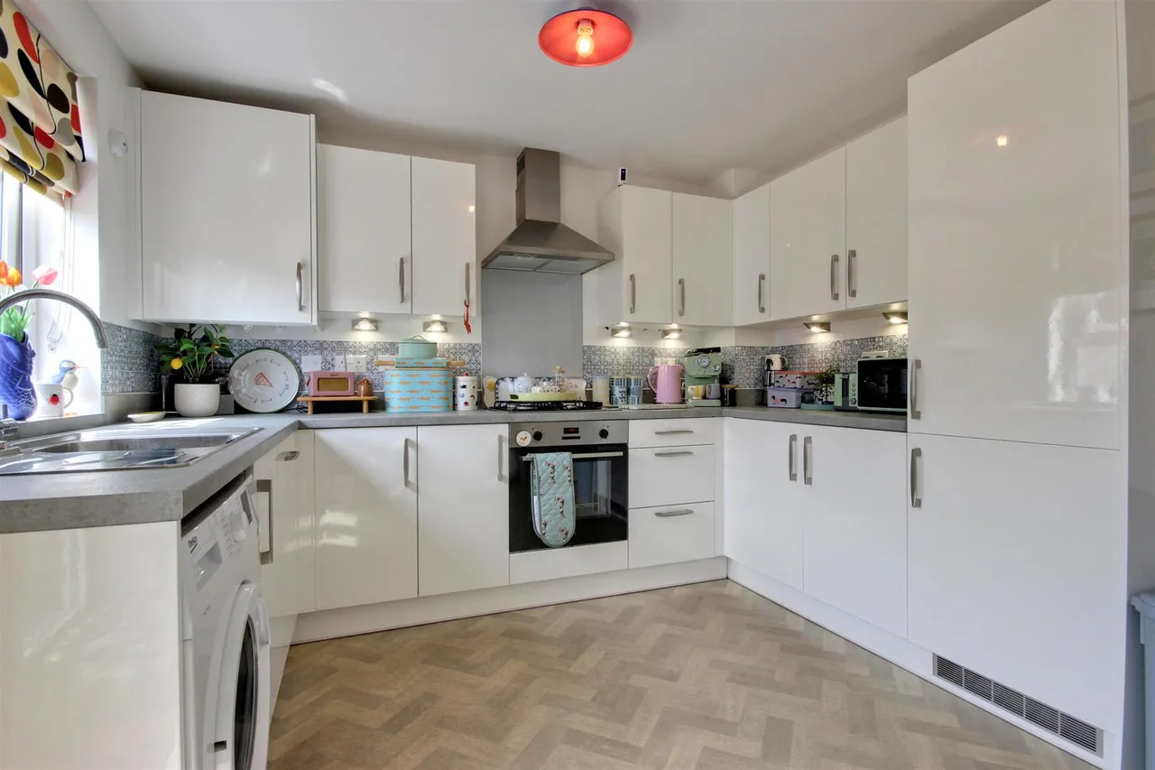 Morris Croft, Cottingham, photo 6