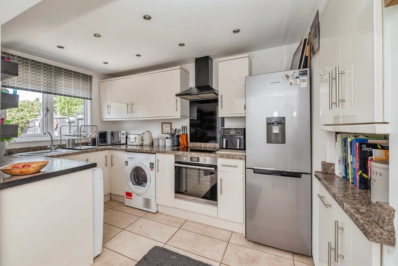 High Road, Repps With Bastwick, GREAT YARMOUTH, photo 9