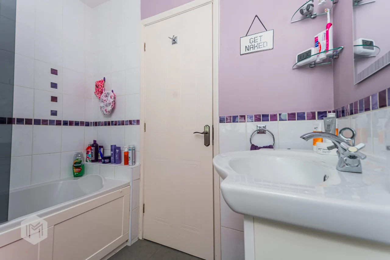 Fossgill Avenue, Bolton, BL2 3FR, photo 7