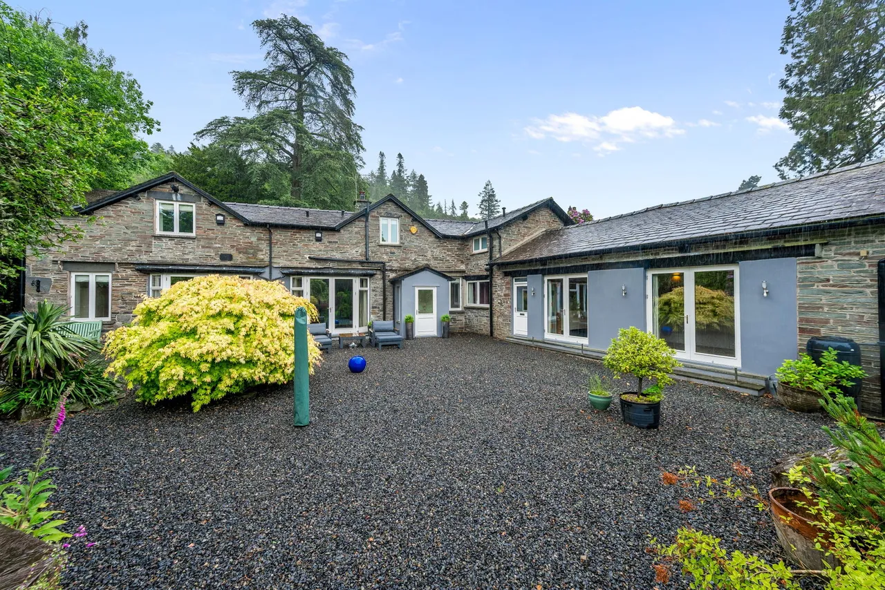 3 bed house for sale, Horseshoe Cottage, Wansfell Holme, LA23
