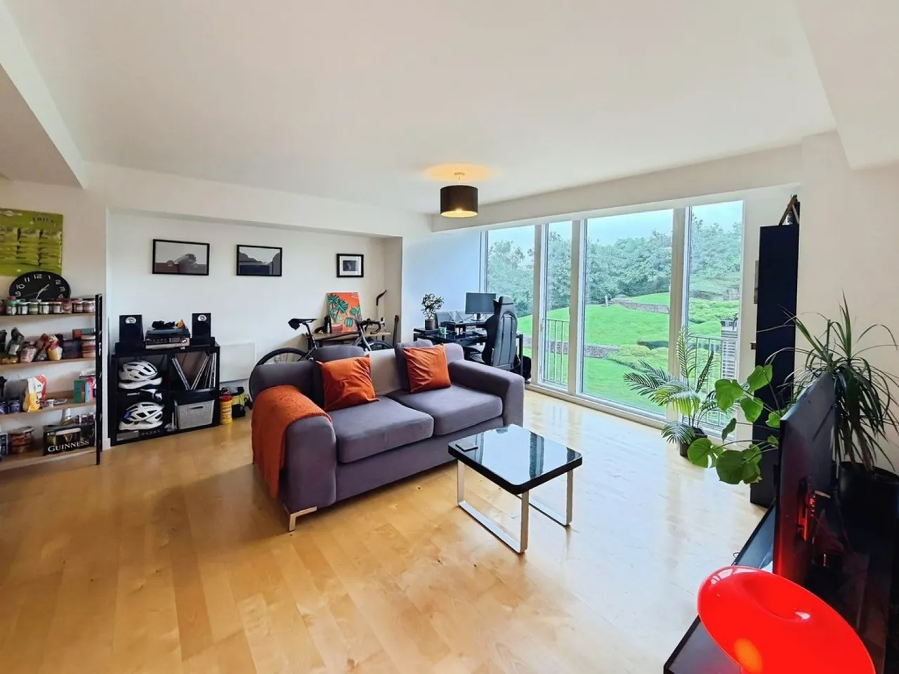 1 bed flat for sale, The Avenue, LS9
