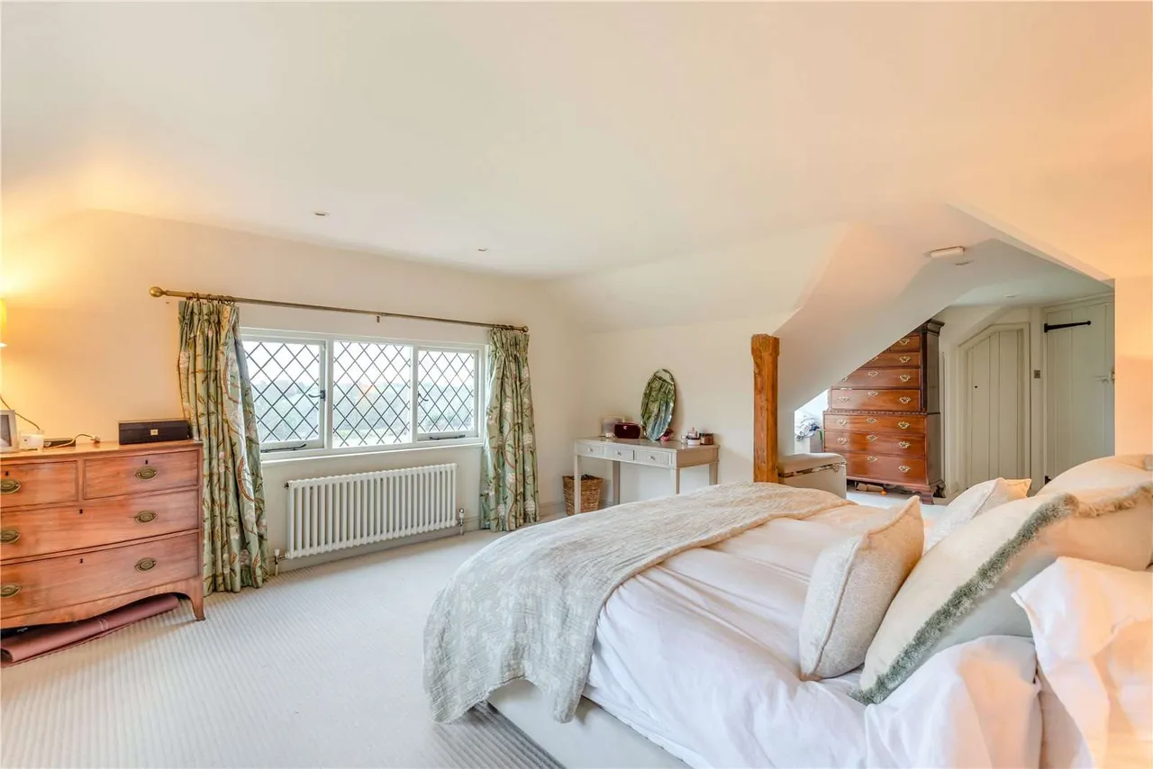 Tanyard Lane, Staplefield, Haywards Heath, West Sussex, RH17 6HH, photo 9