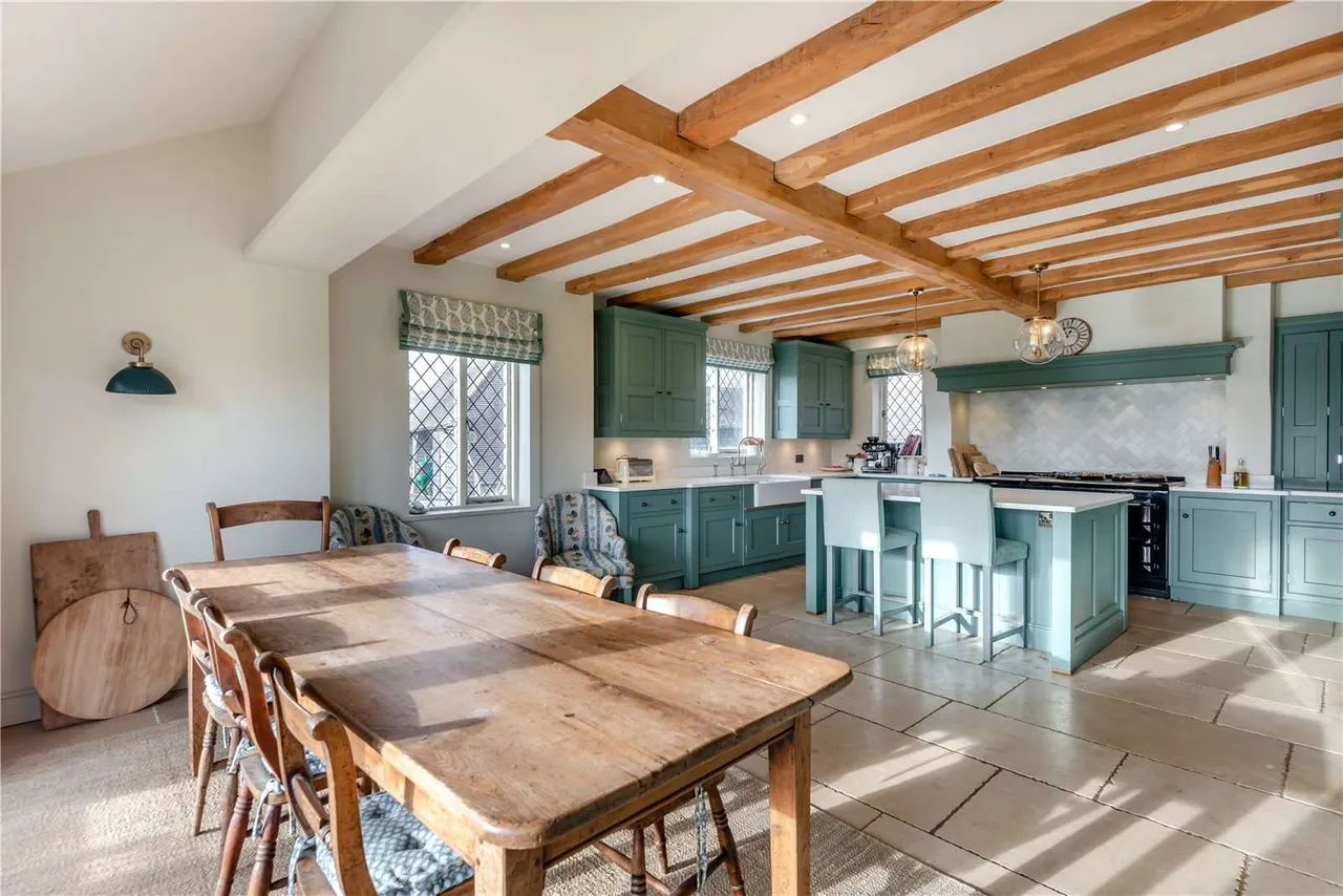 Tanyard Lane, Staplefield, Haywards Heath, West Sussex, RH17 6HH, photo 6