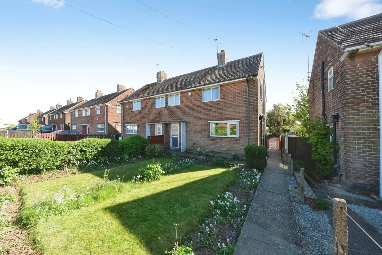 3 bed house for sale — Slant Lane, Shirebrook, Mansfield, Derbyshire, NG20